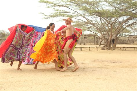  Guajira de la Tierra Es una Sinfonía Vibrante con Ritmos que Incitan a la Alegría